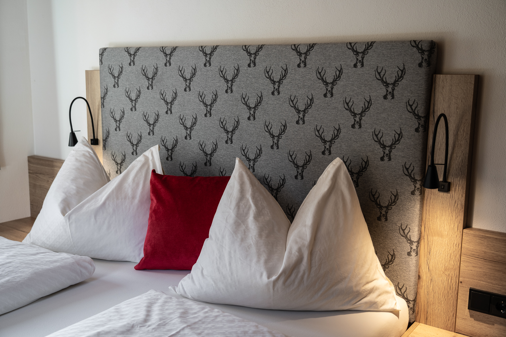 25-11-Alpenflora-App-Almrausch-03