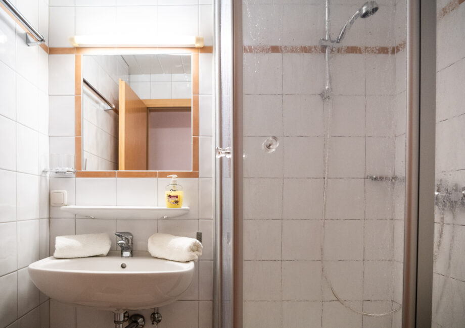 25-11-Alpenflora-App-Enzian-01