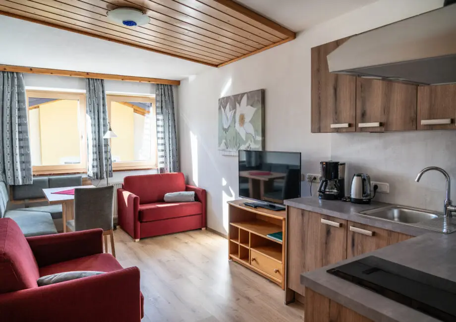 25-11-Alpenflora-App-Schneerose-03